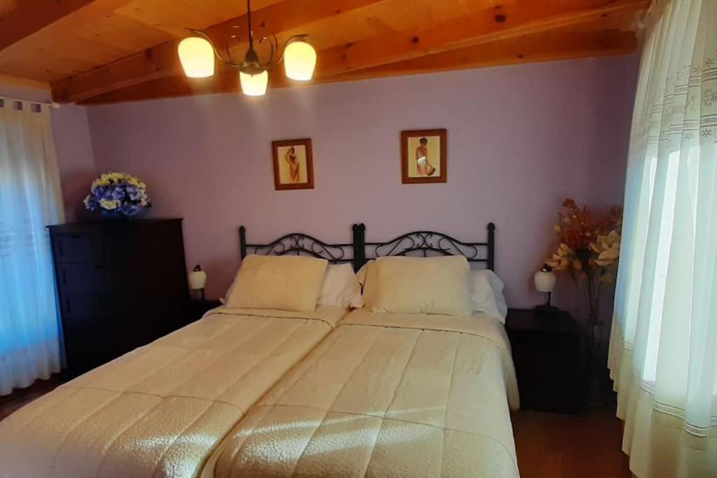 Casita Marian Y Chema
